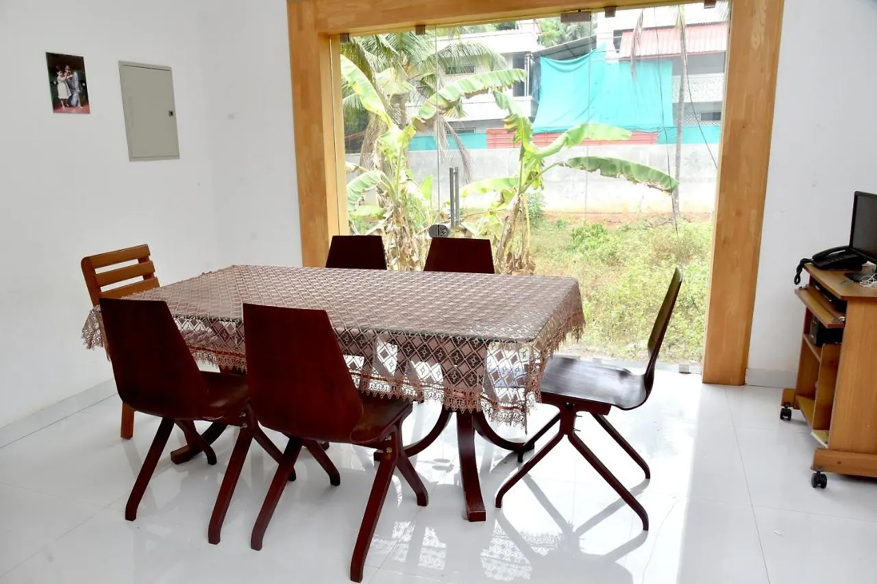 Pāppinisseri Kannur Beachway Homestay