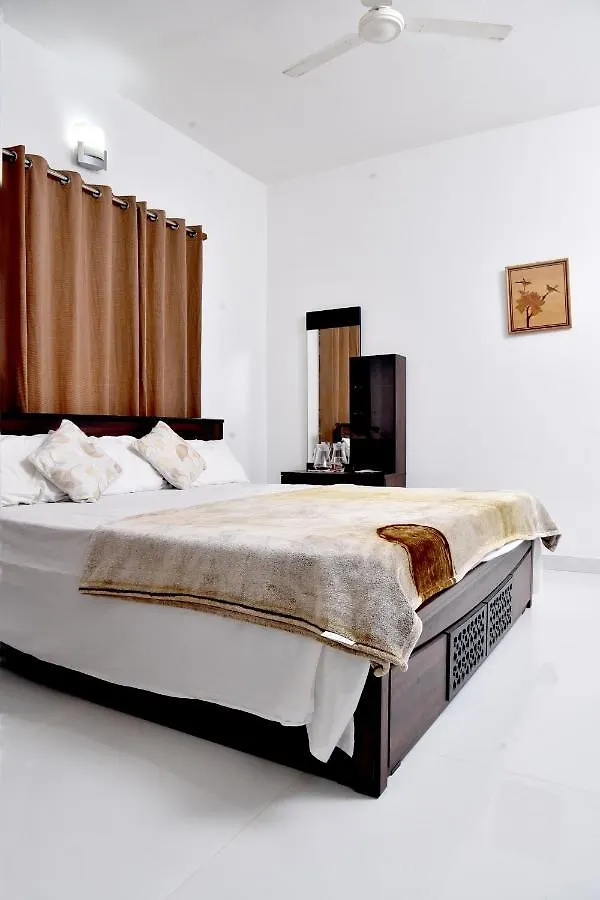 Pāppinisseri Kannur Beachway Homestay 0*,